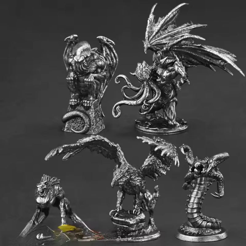 Retro Gaming Table - Miniatura de Soldado Monstro em Metal